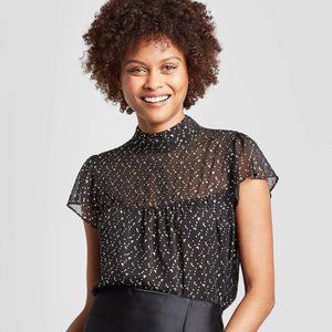 NWT Festive Gold & Black short sleeved top
